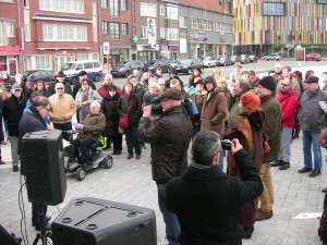 Bijeenkomst optocht je suis charlie in Aalst Persregio Dender