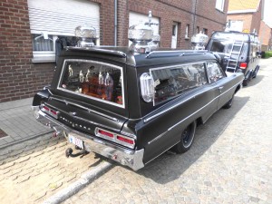 Lijkwagen oldtimer All American Day Persregio Dender