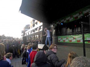 Sam Gooris op Vlaamse Kerstparade Ninove Persregio Dender