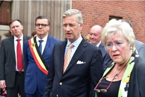 Koning te gast op vakantiekamp voor kansarme kinderen BiJeVa Persregio Dender