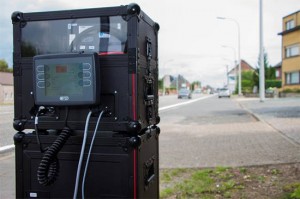 Mobiele flitscamera in bocxs Persregio Dender