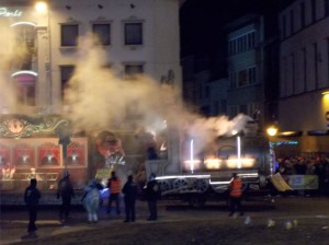 drasj-op-de-grote-markt-carnaval-oilsjt-2016-persregio-dender