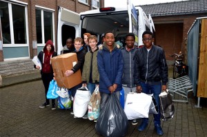 Kleding inzamelactie leerlingen IKSO Liedekerke Persregio Dender