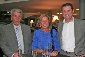 Winnaars cruisen in Nonve bij Valckenier Ninove Persregio Dender