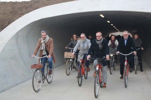 Inrijden van fietstunnel Siessegemkouter Aalst Persregio Dender
