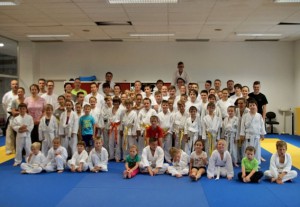 Karate Club Kachi uit Ninove Persregio Dender