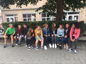 Leerlingen houden GSM loze schooldag Persregio Dender