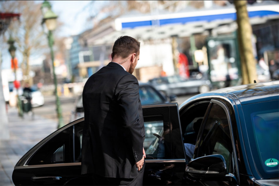 Politie Van Aalst Deed Mee Aan Oefeningen Voor De Opleiding Voor Het Beschermen Van VIPs